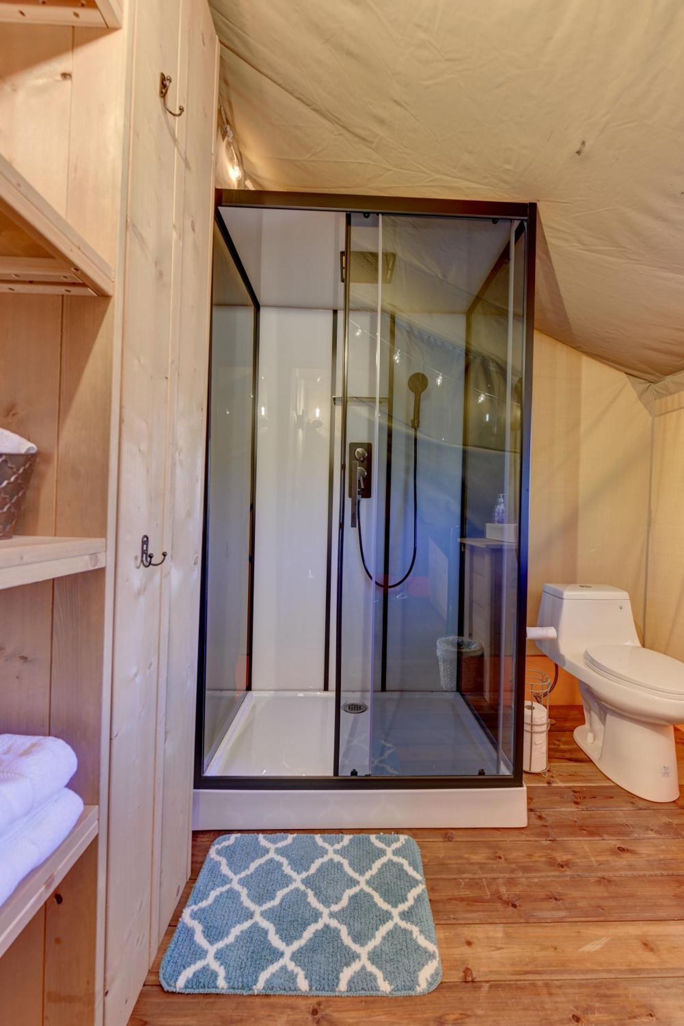 12 Fires Luxury Glamping With Heating #1 Hotel Джонсън Сити Екстериор снимка
